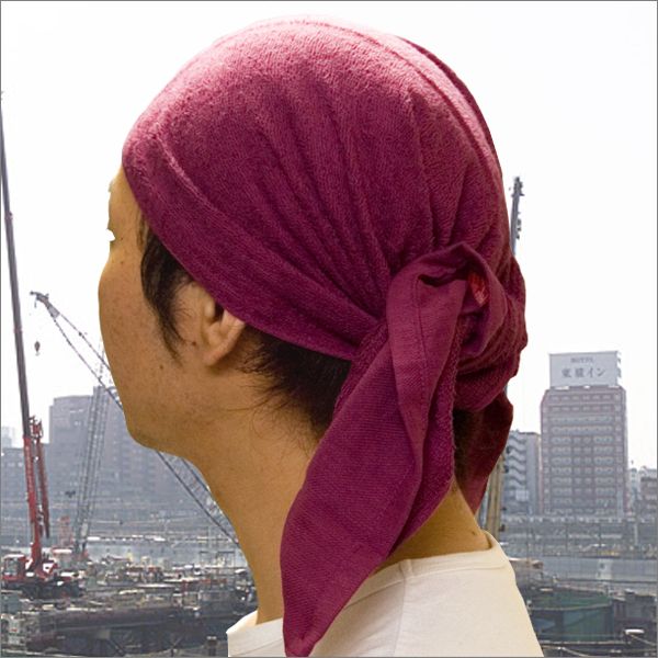 頭にタオルを巻く行為は日本独特の文化なのだろうか 頭にタオルを巻く男